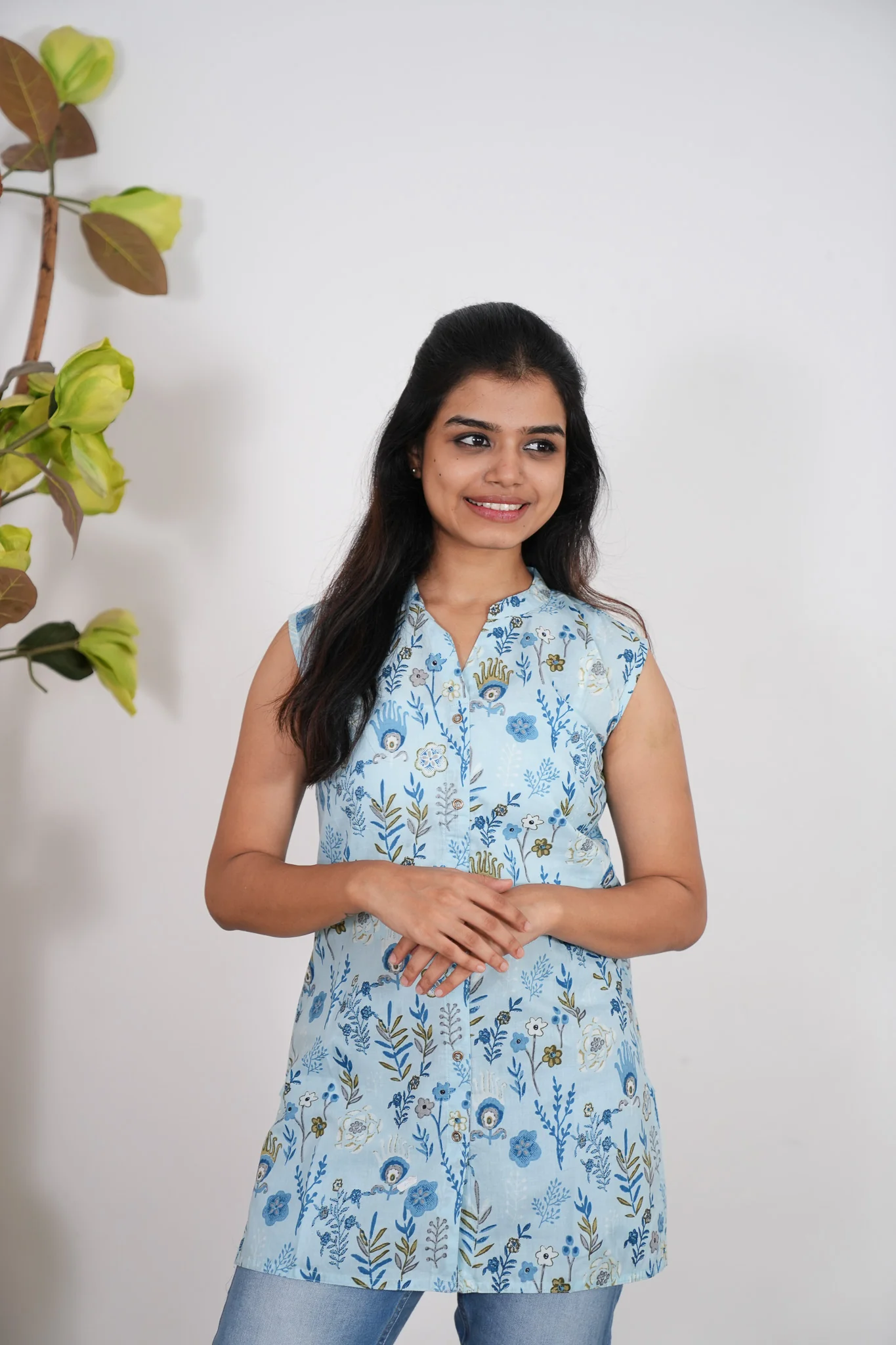 Powder blue cotton short kurti (attached sleeves) - Image 3