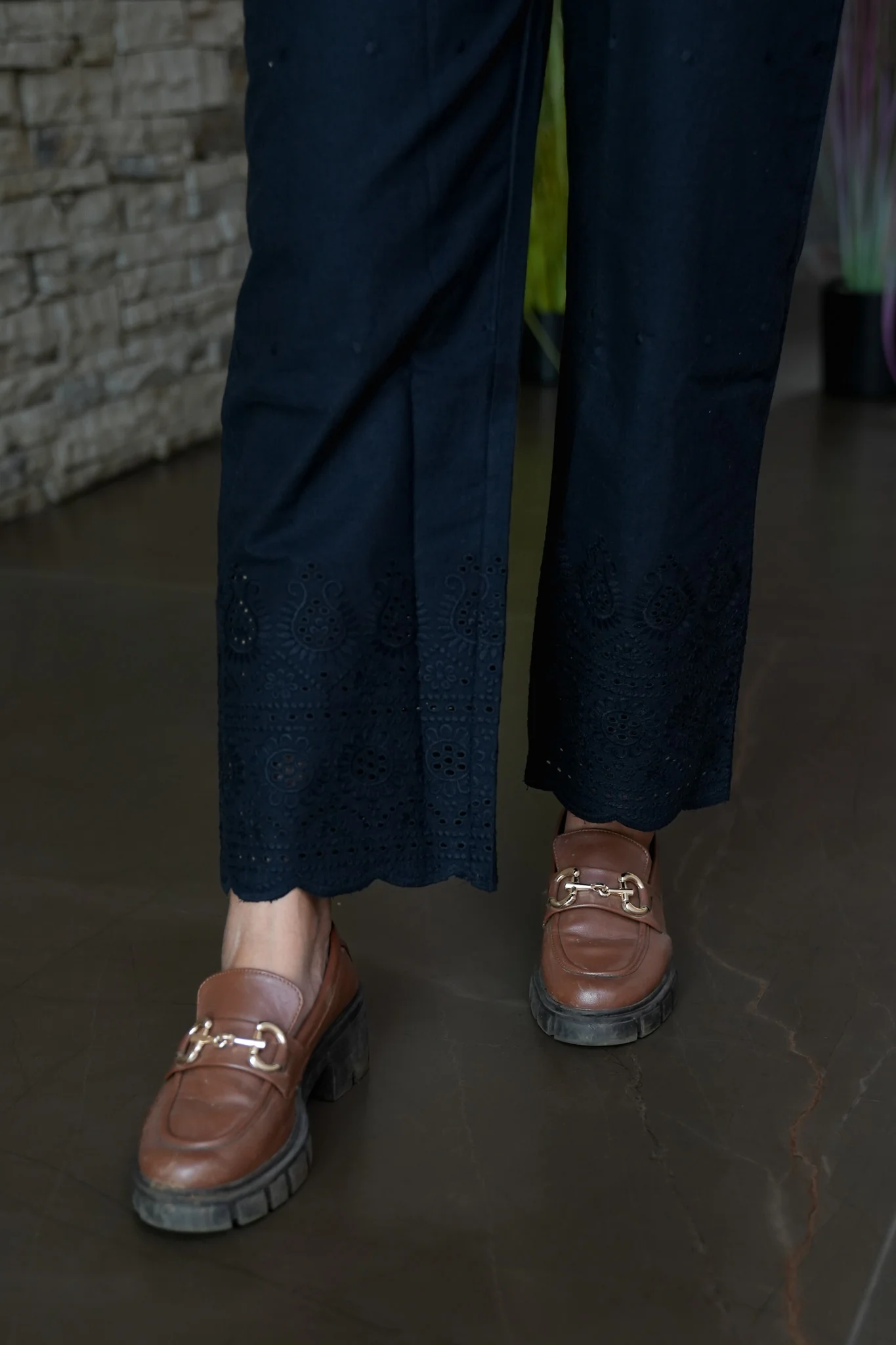 Cotton pants with chikankari work - Image 13