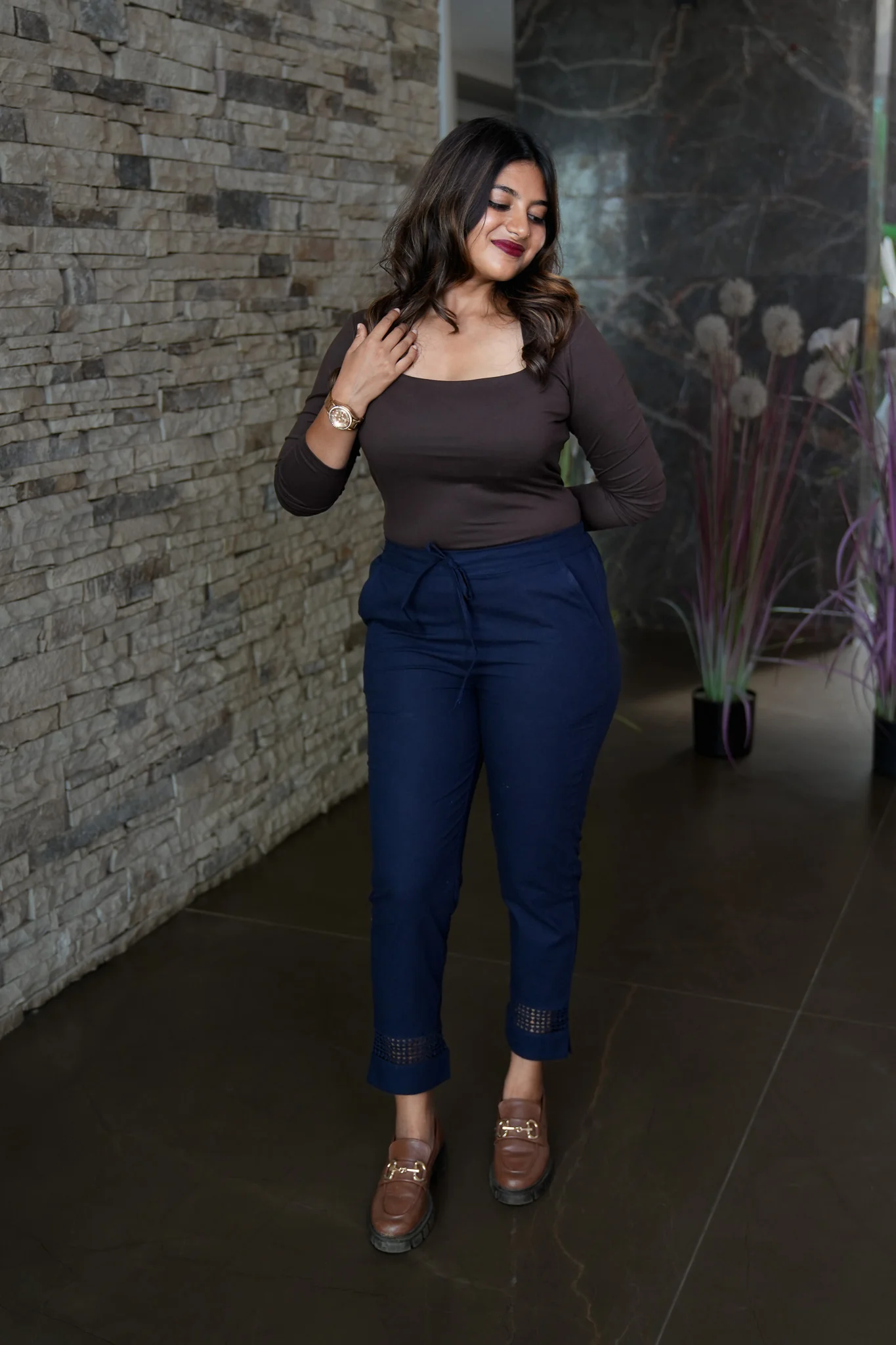 Cotton parallel pants with tie - Image 16