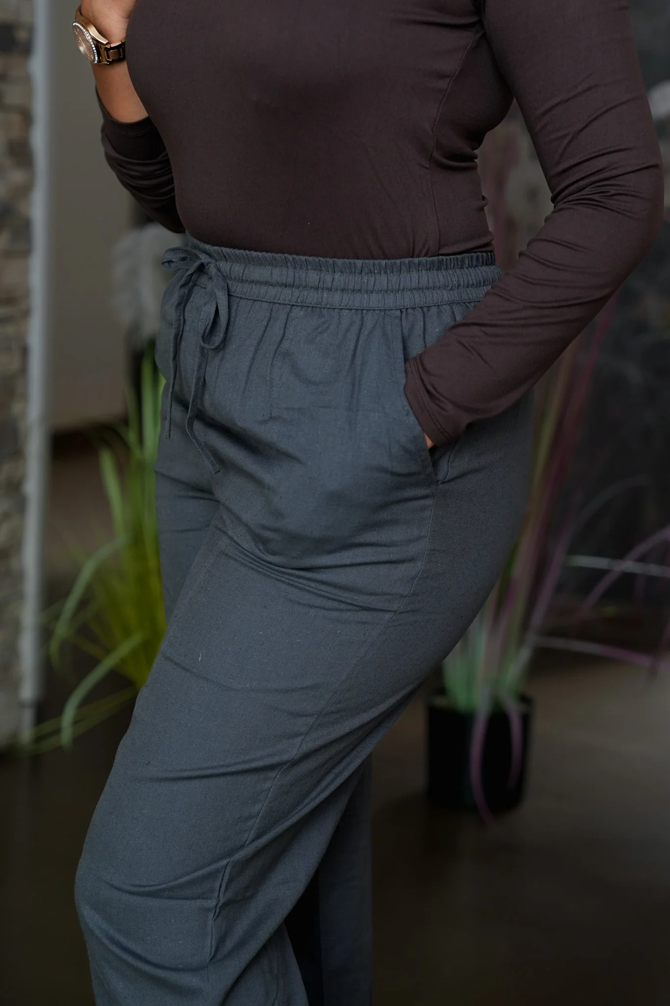 Cotton straight pants with tie - Image 20