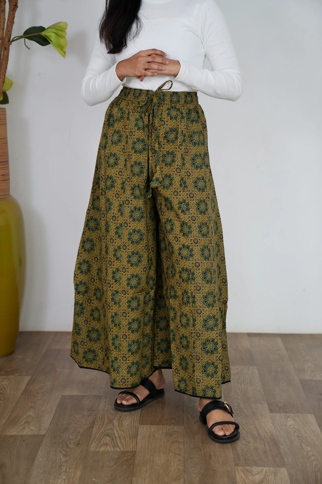 Mustard with green printed cotton palazzo - Image 3