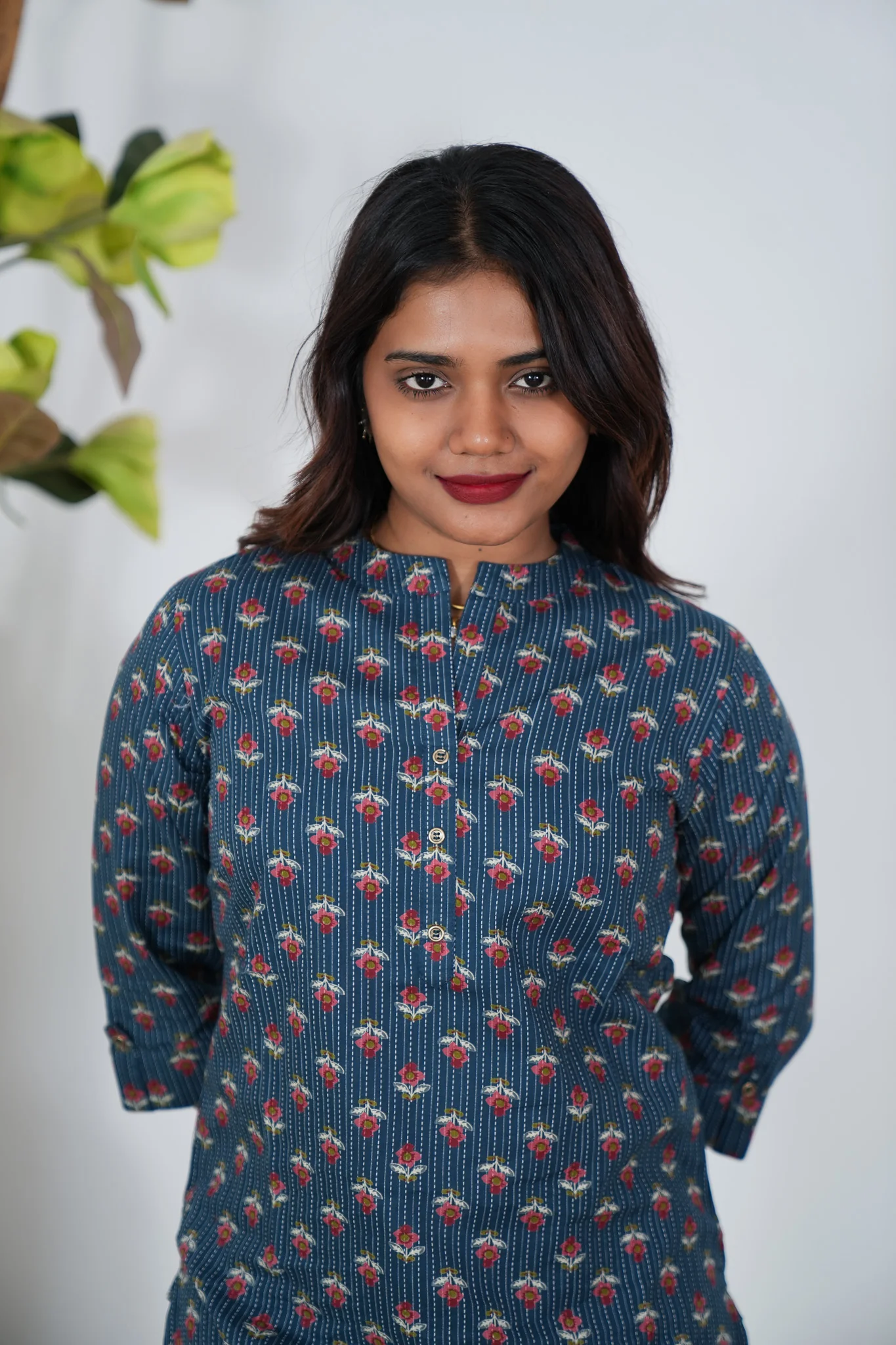 Navy blue roses cotton kurti - Image 3
