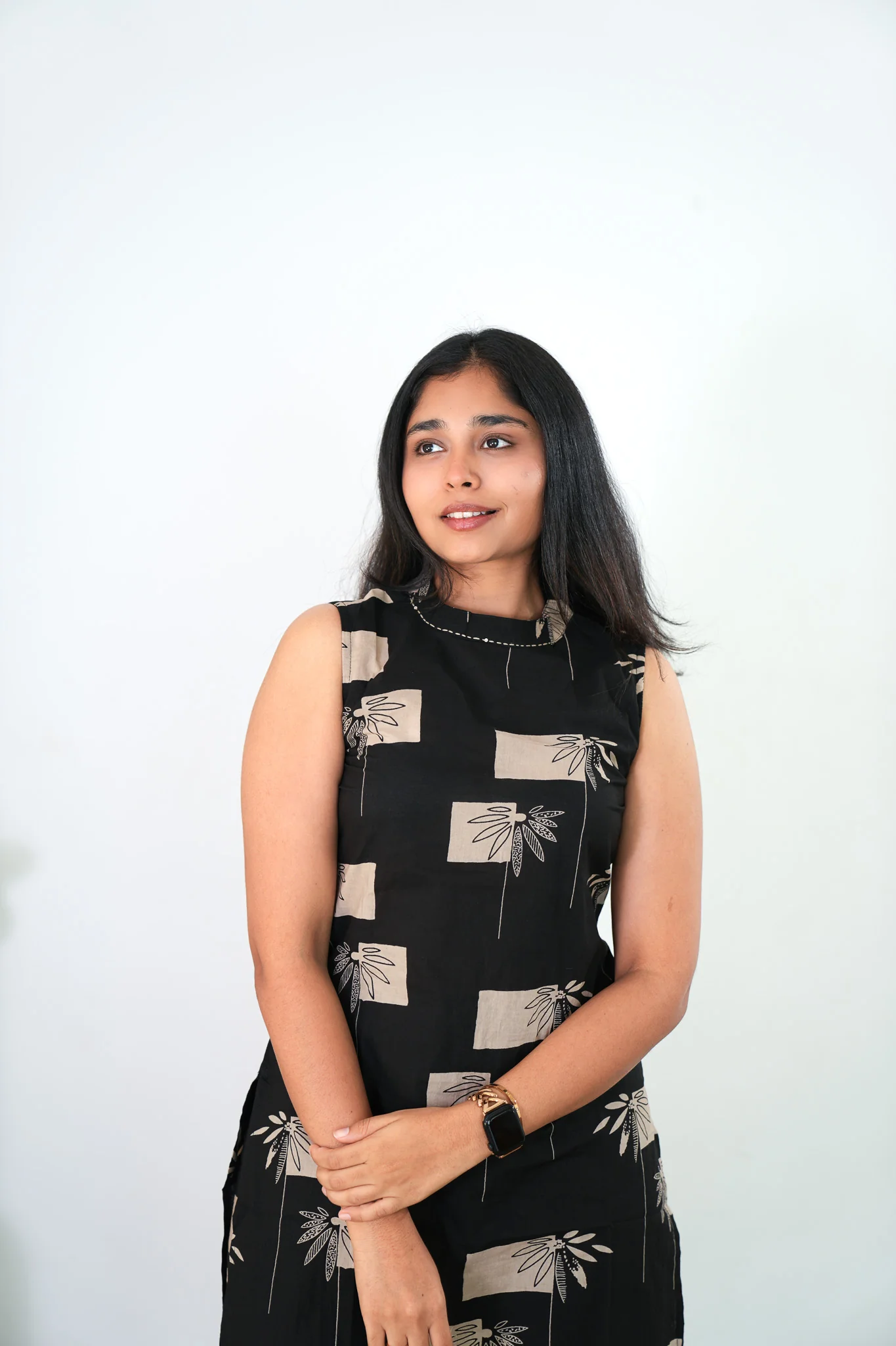 Black and beige floral cotton co-ords set(attached sleeves) - Image 7
