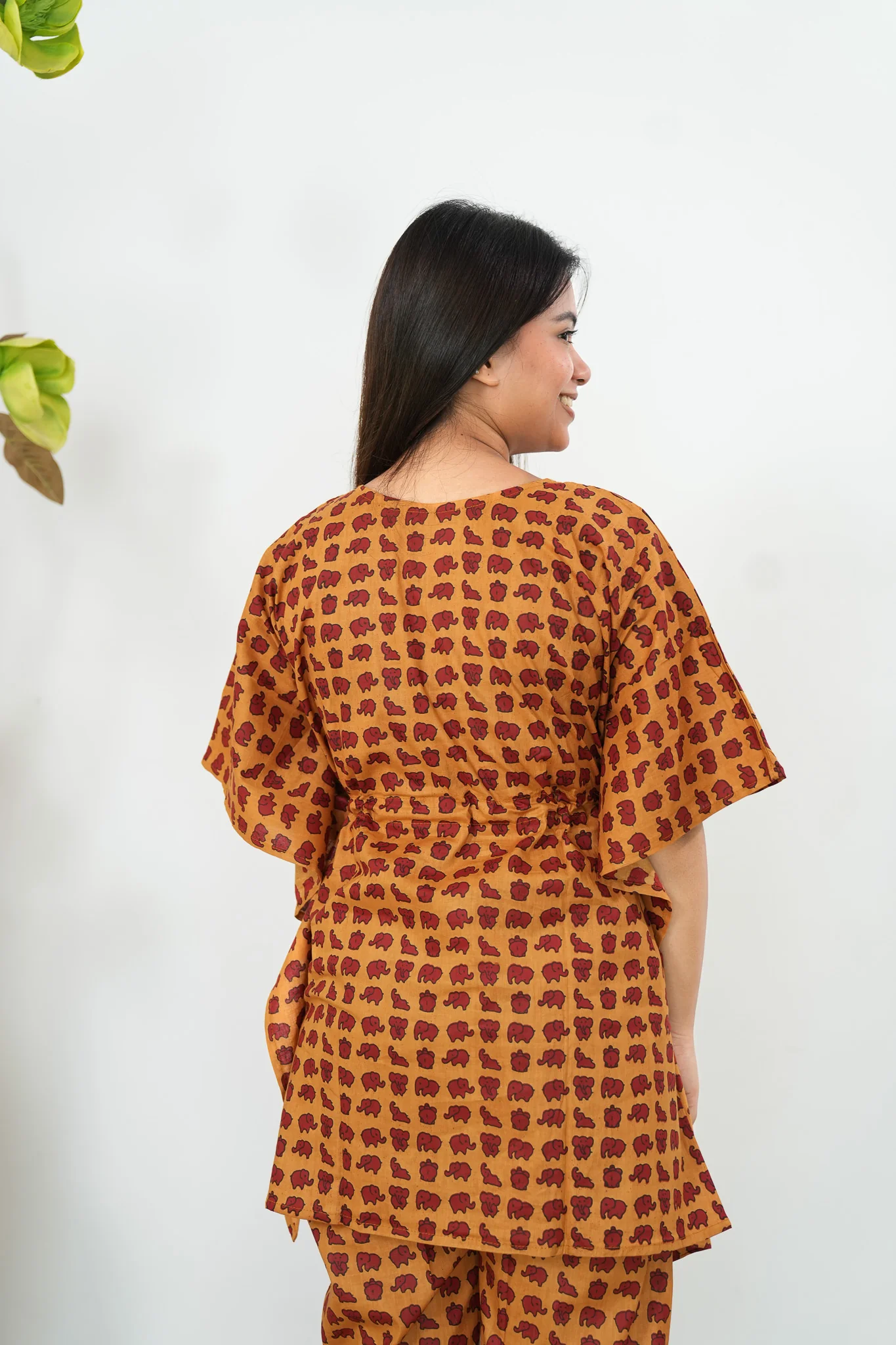 Saffron mini elephant cotton kaftan comfies - Image 4